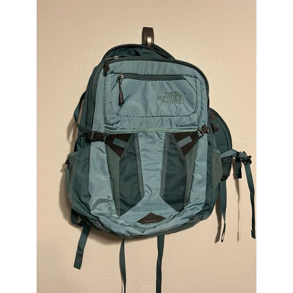 The North Face Handbags - The North Face Recon Pack Teal Blue Green 30L Hiking Outdoors